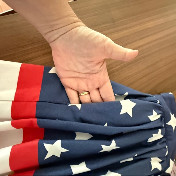 ❤️🤍💙Unique Vintage Blue and White Star Full Swing Skirt - Picture 4 of 8